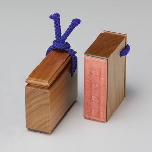 画像: Shachihata シヤチハタ ゴム印 鯱雅印 60×25mm かつら材